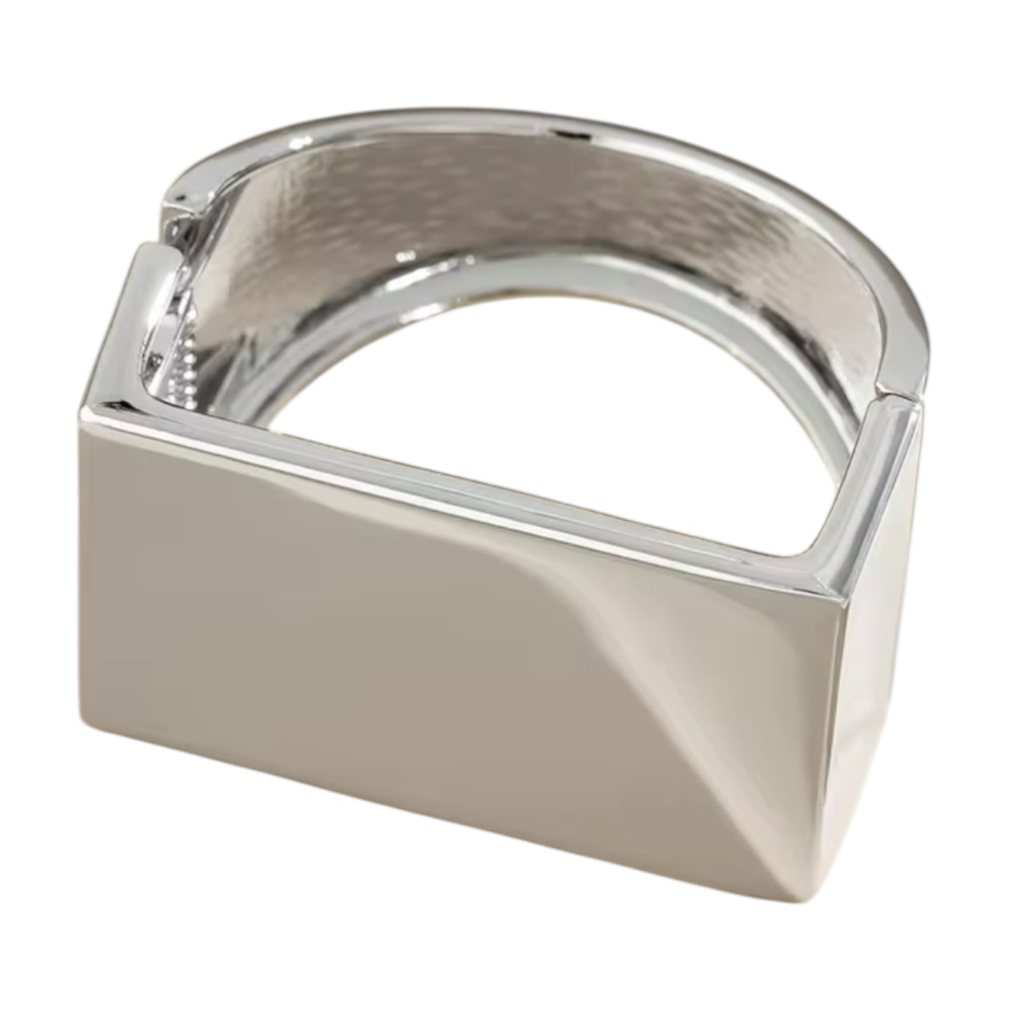 Moderna Statement Cuff