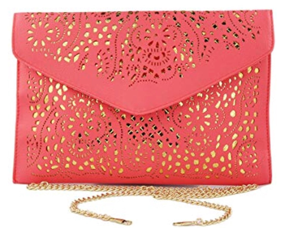 https://rougecoutureco.com/collections/accessories/products/audrey-clutch
