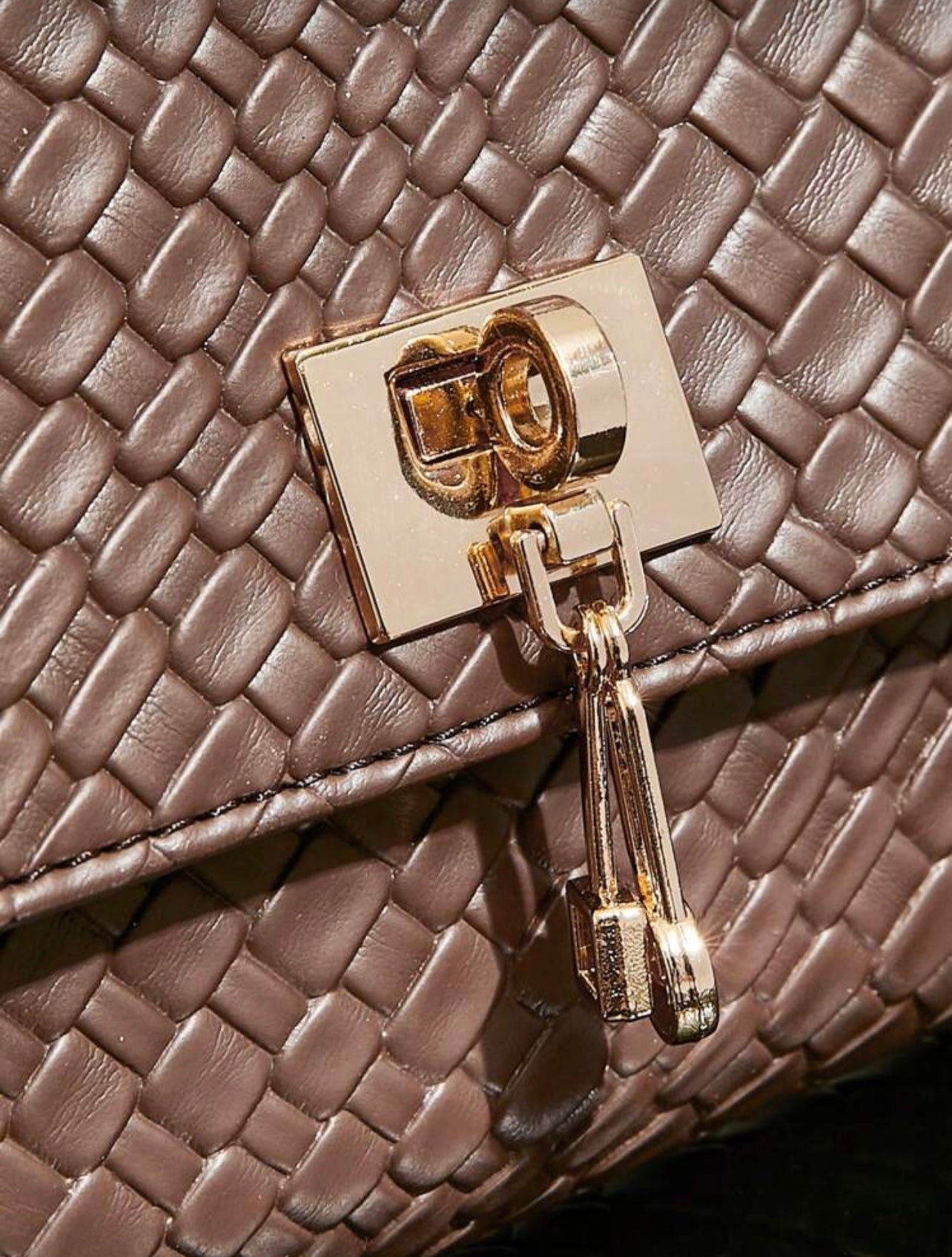 Coffee expression clutch