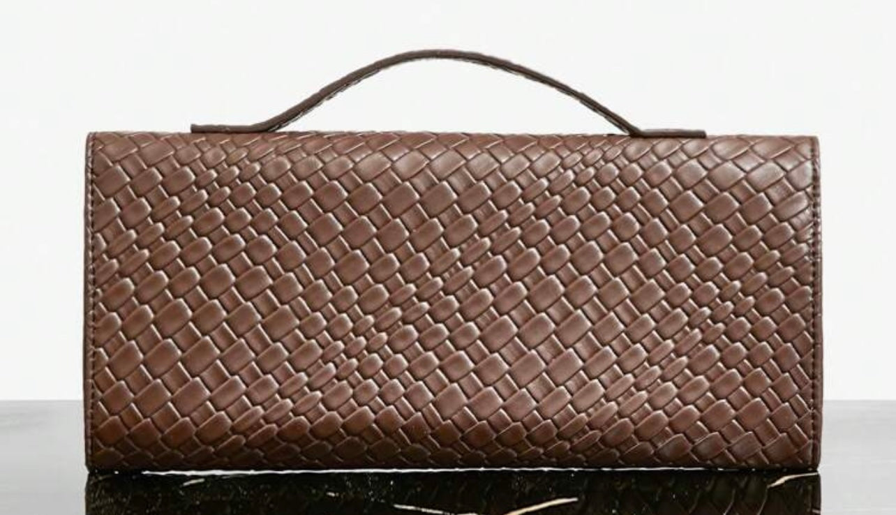 Coffee expression clutch